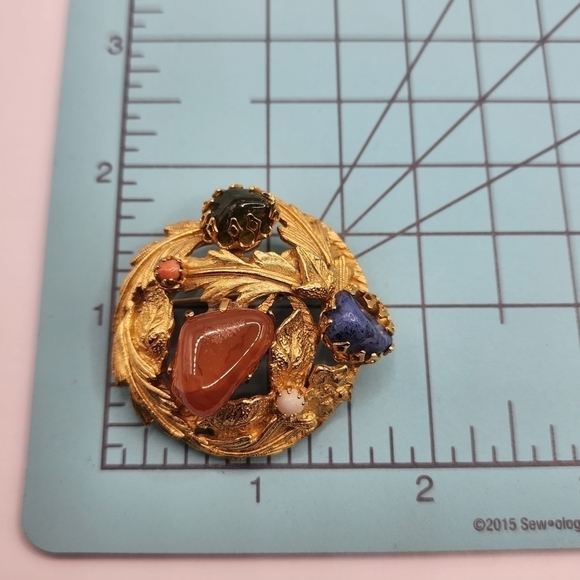 Vintage Brooch with Colorful Stones Unsigned - Picture 4 of 6